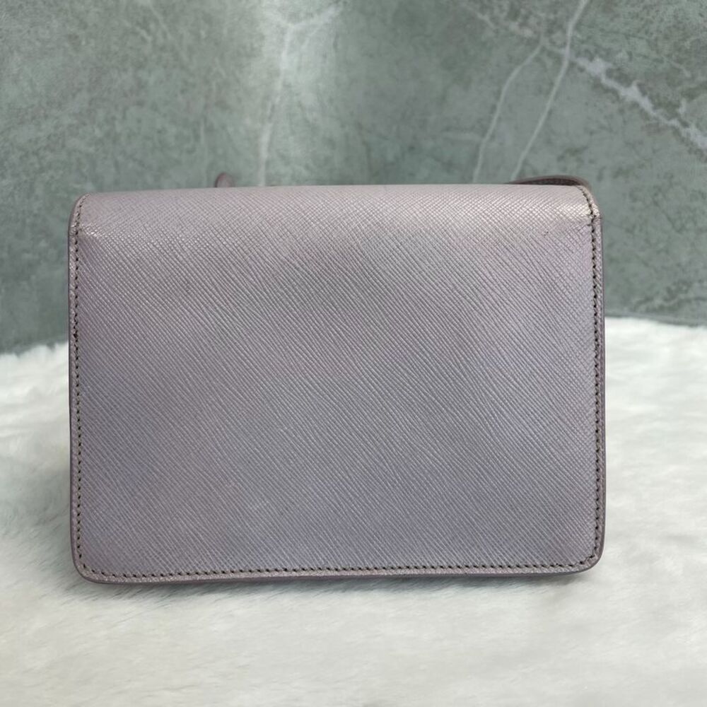 Prada Women Pre-Loved Bag Very Good Condition - Picture 2 of 9